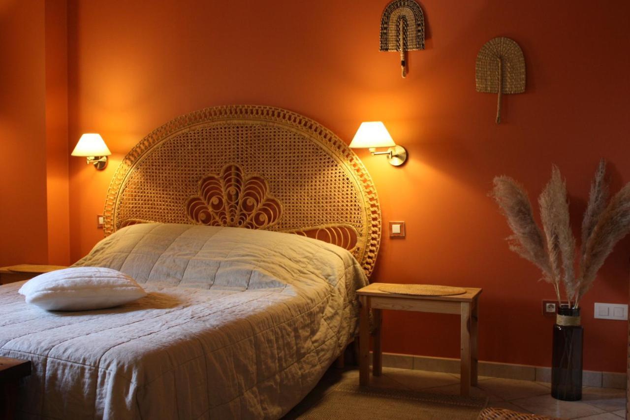 Bed and Breakfast L'Atterrissage Santes Экстерьер фото