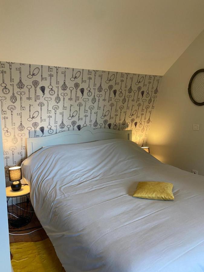 Bed and Breakfast L'Atterrissage Santes Экстерьер фото